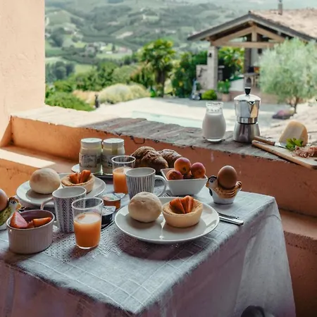 Rosmarino Langhe Oda ve Kahvaltı Castagnole delle Lanze
