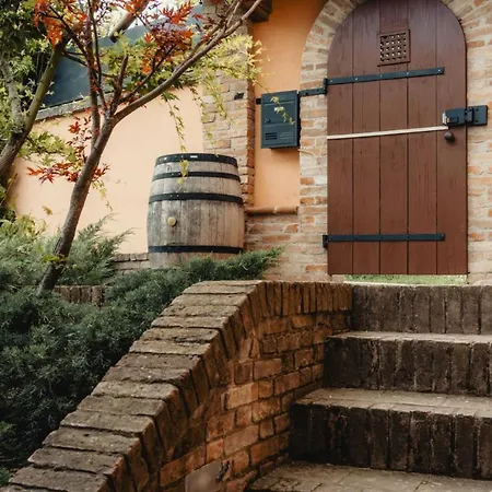 Oda ve Kahvaltı Rosmarino Langhe